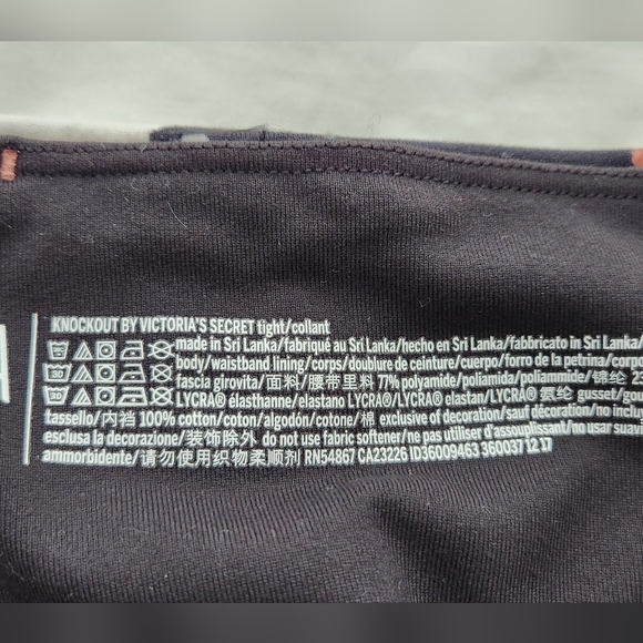 VICTORIA'S SECRET KNOCKOUT LEGGINGS SIZE S - Picture 4 of 11